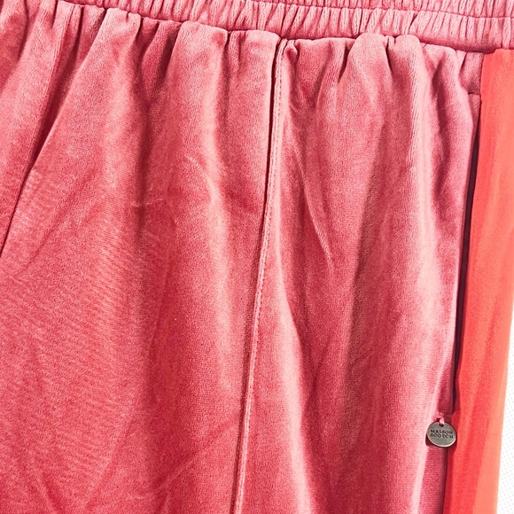 Scotch & Soda The Peaks Red Track Pant-
Sweatpants Size Medium - Picture 10 of 13